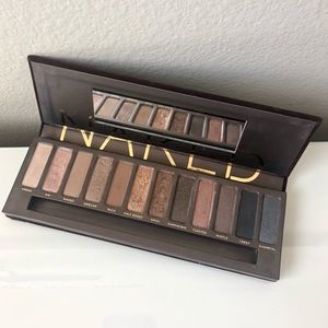 Naked Palette 1